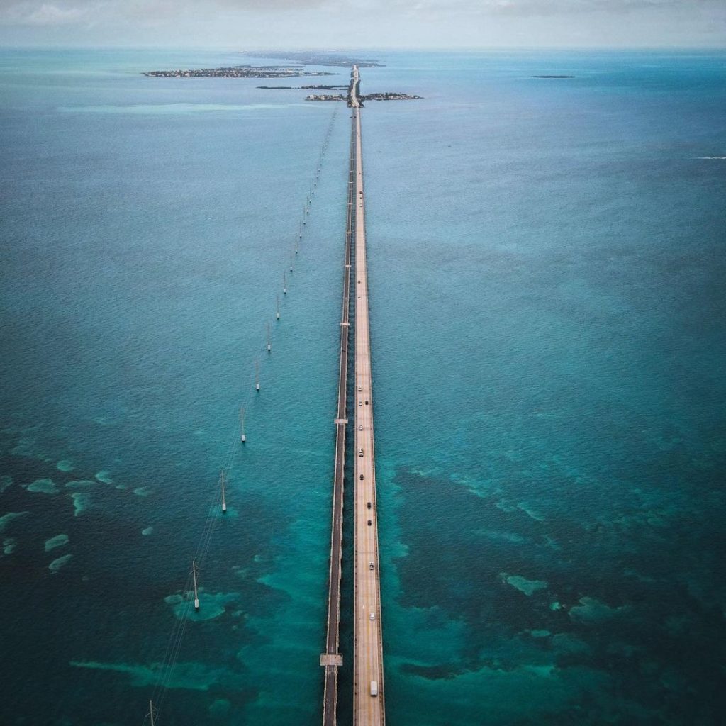 a long bridge through the blue ocean to the Florida Keys