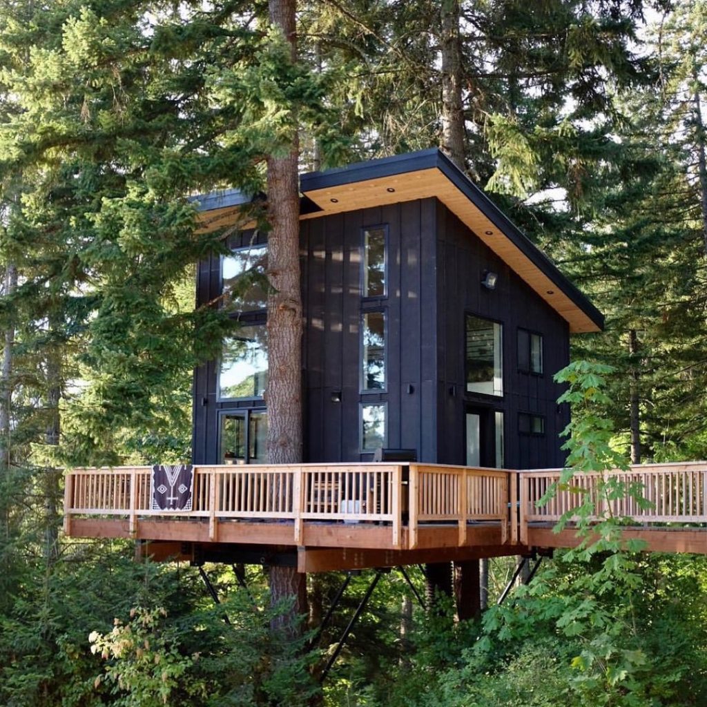 Klickitat Airbnb Treehouse