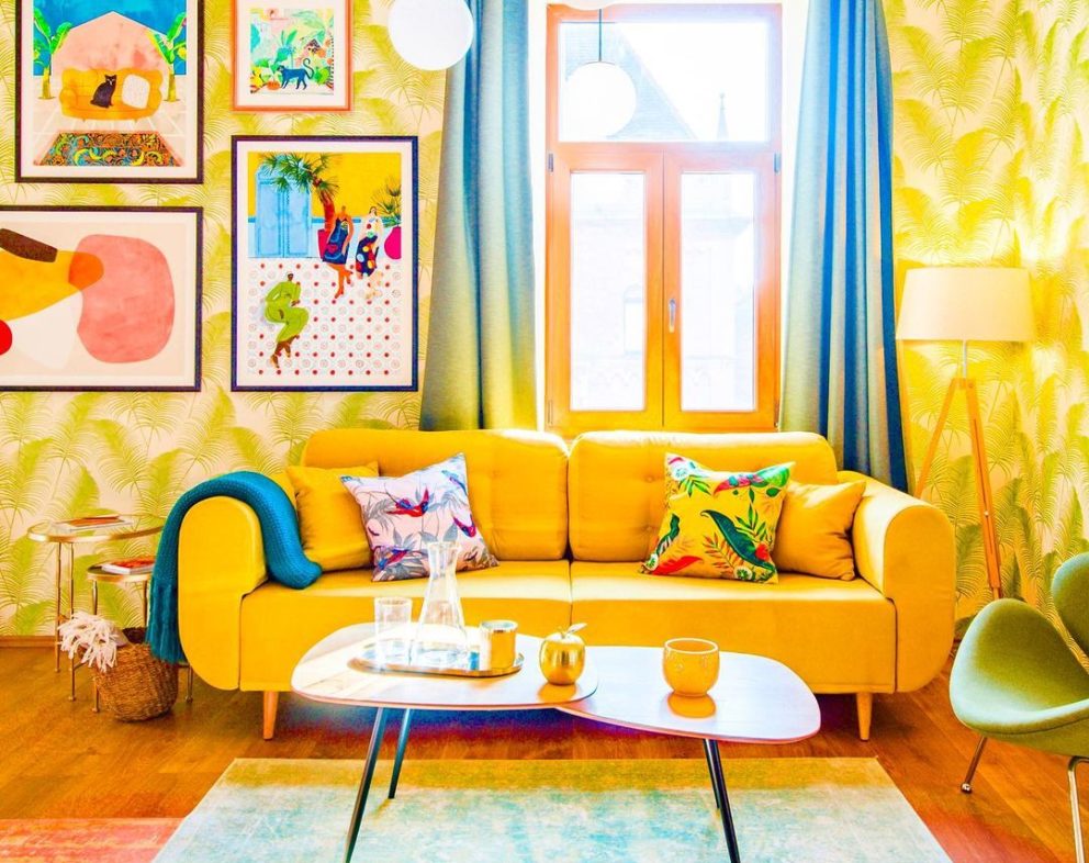 midcentury_apartment_airbnb_budapest_hungary