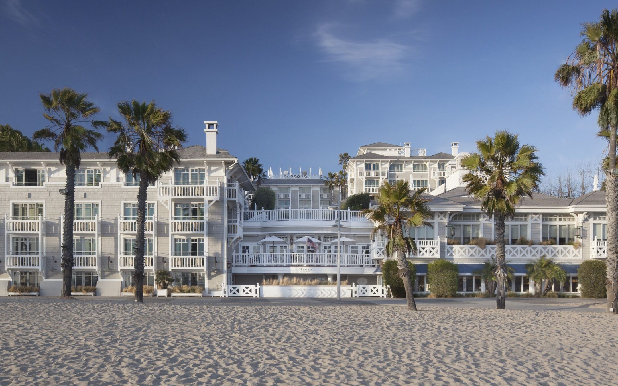 This Luxury Beachfront Hotel in Santa Monica Oozes Seaside Sophistication