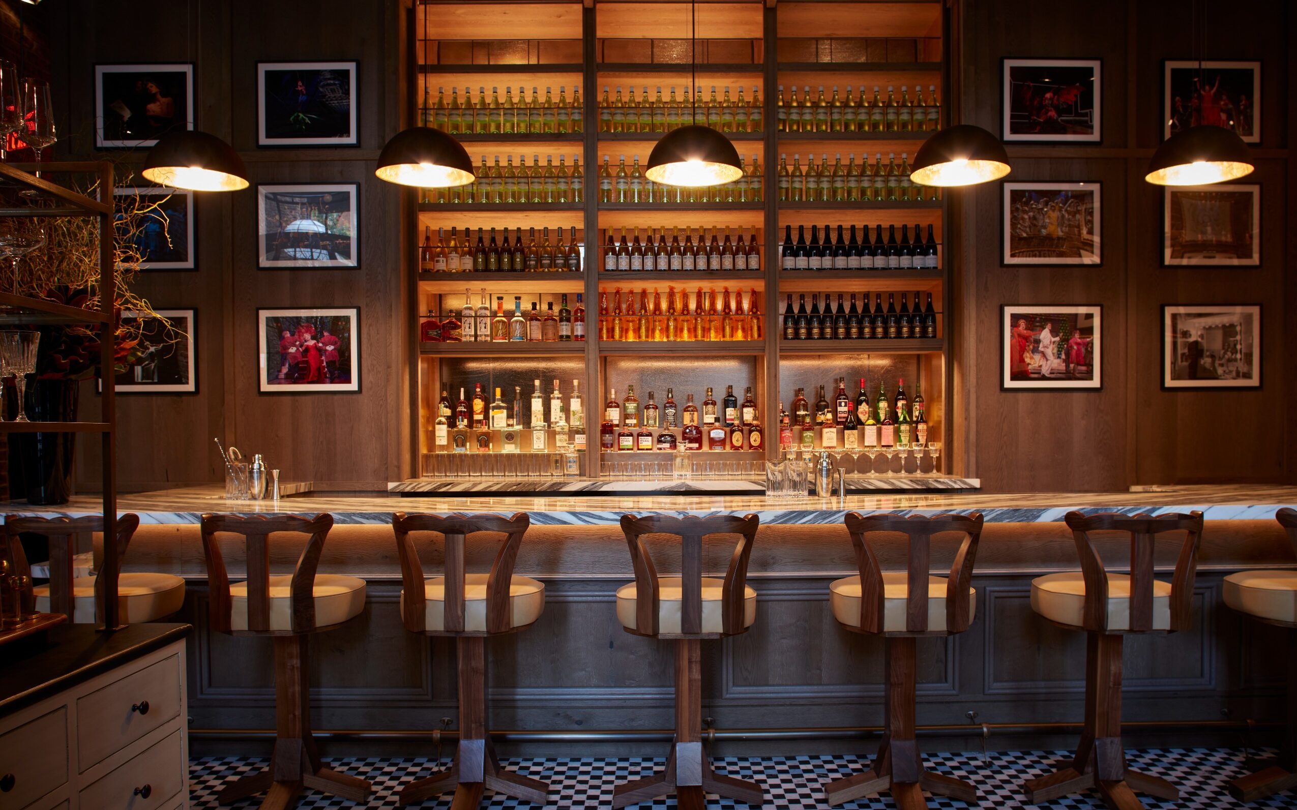 This Swanky Cocktail Haven in Midtown Manhattan Hosts the USA’s Largest Vermouth Collection