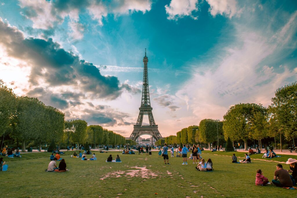 Paris Destination Guide