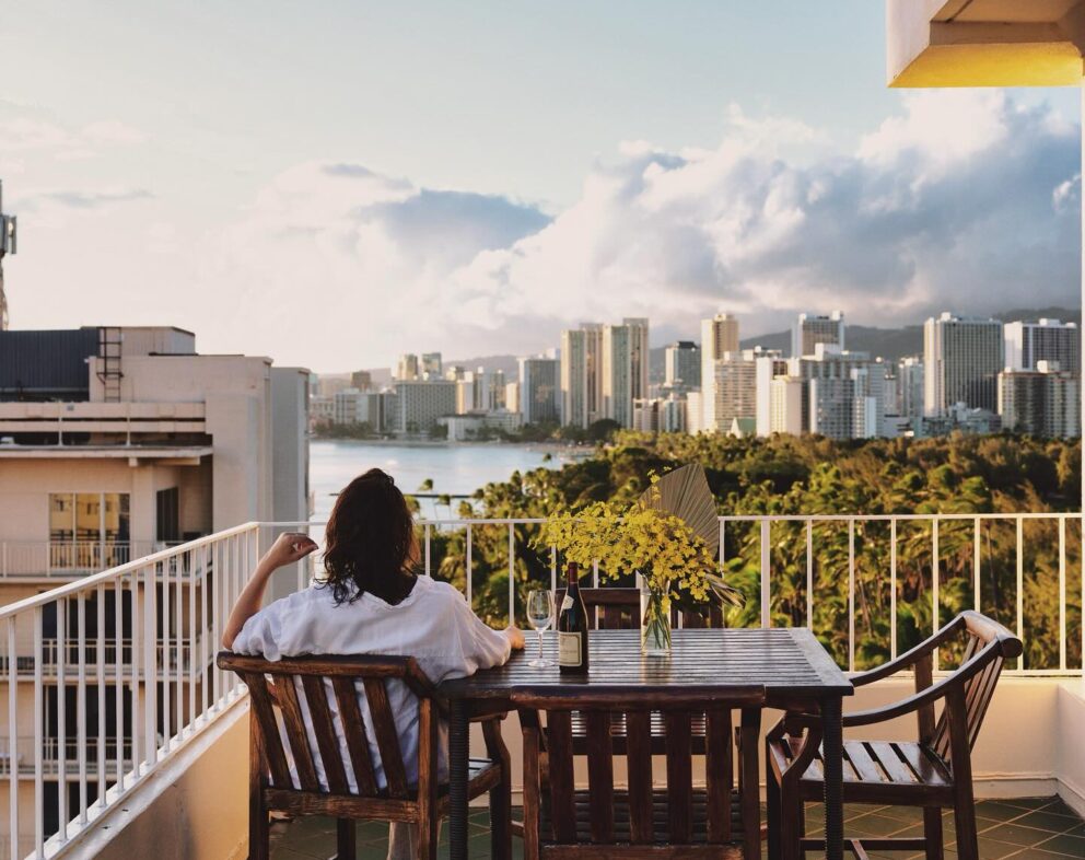 This Honolulu Hotel Is an Idyllic Escape from Waikiki’s Bustling Beaches