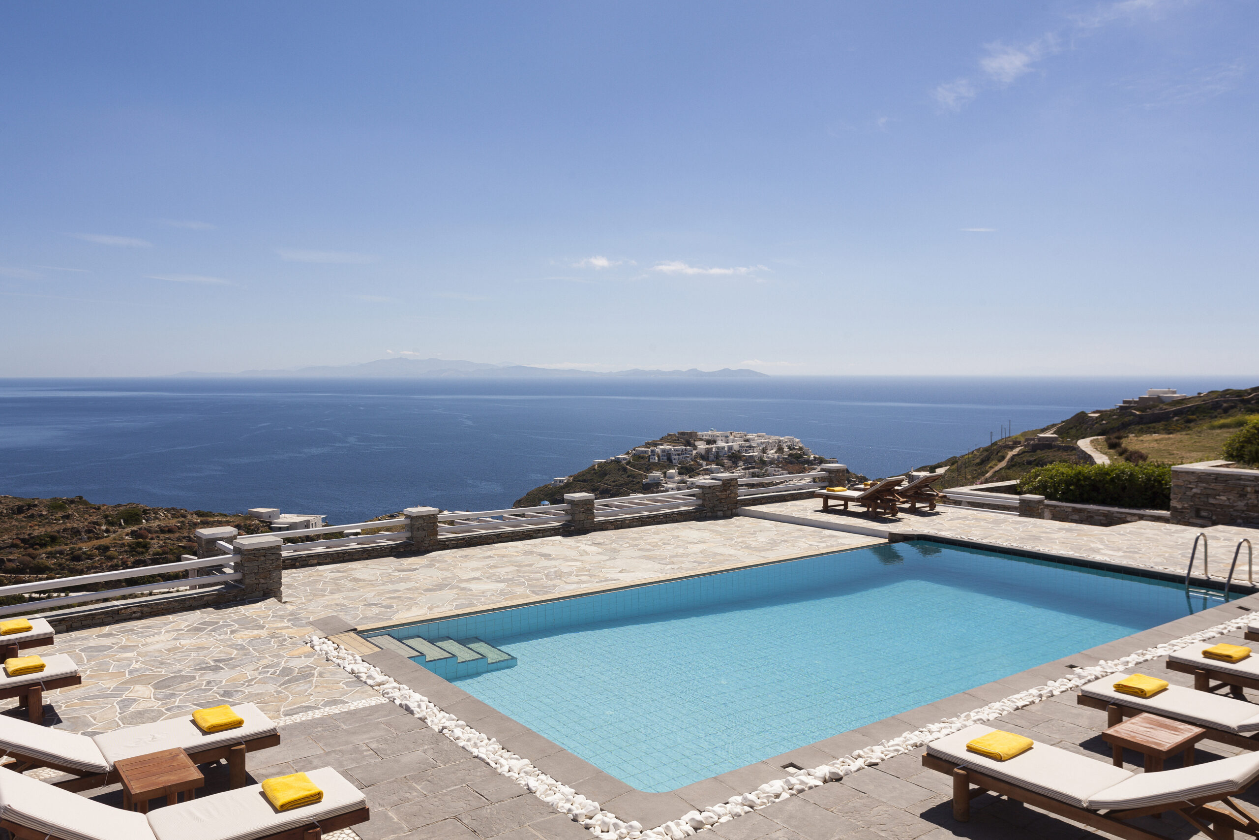 A review of the Gerofinikas Hotel in Greece